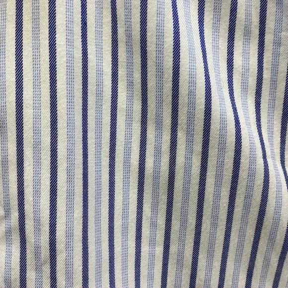 Duluth Trading Co Long Sleeve Button Down - Picture 2 of 3
